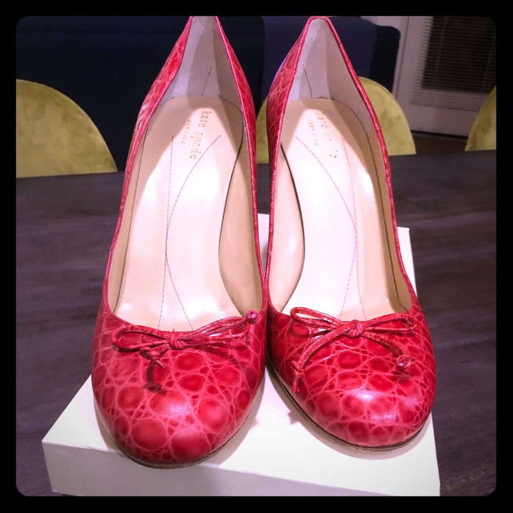 Kate Spade pink pumps